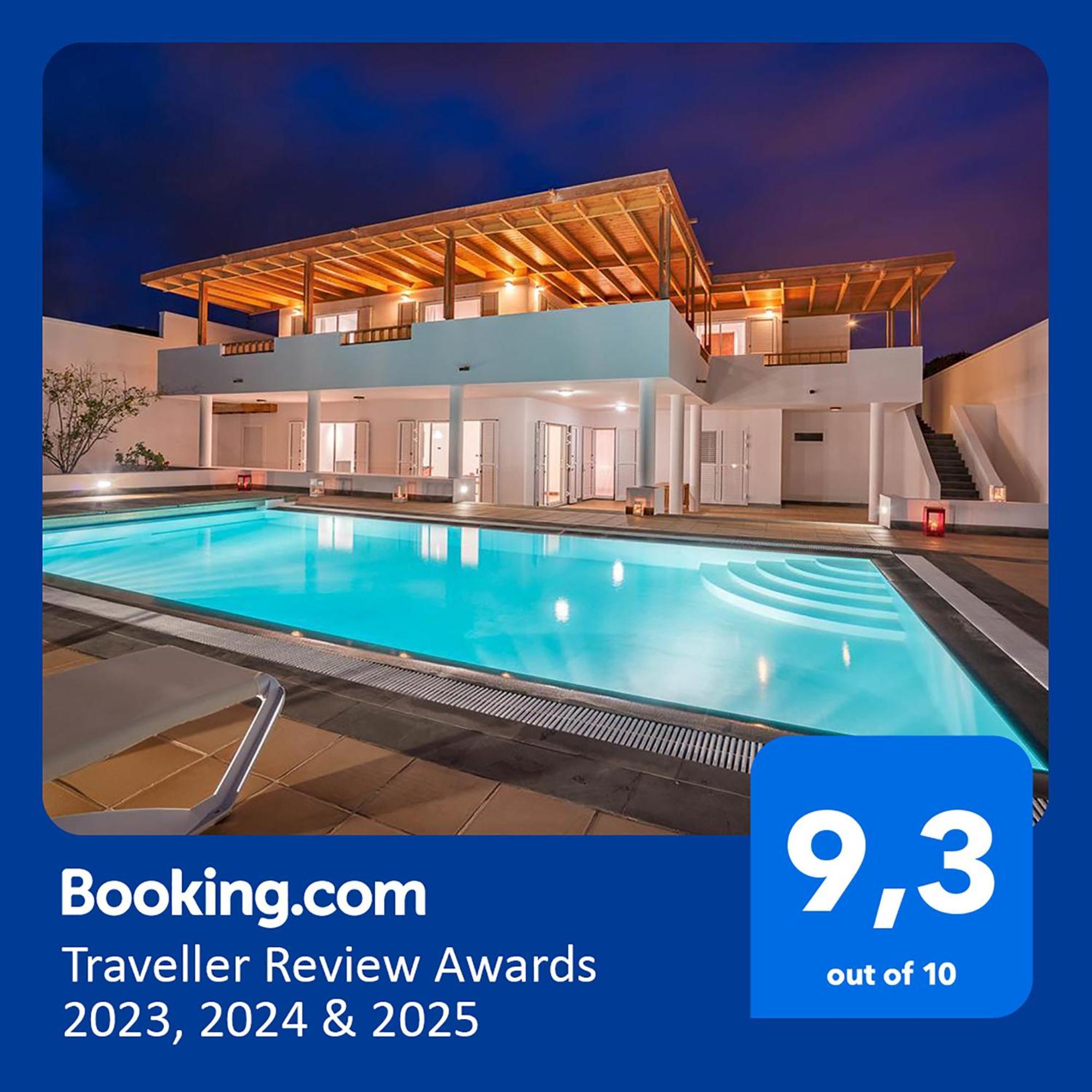 Villa Dedalos - A Luxury Large Villa With A Heated Pool In Puerto Calero Eksteriør billede