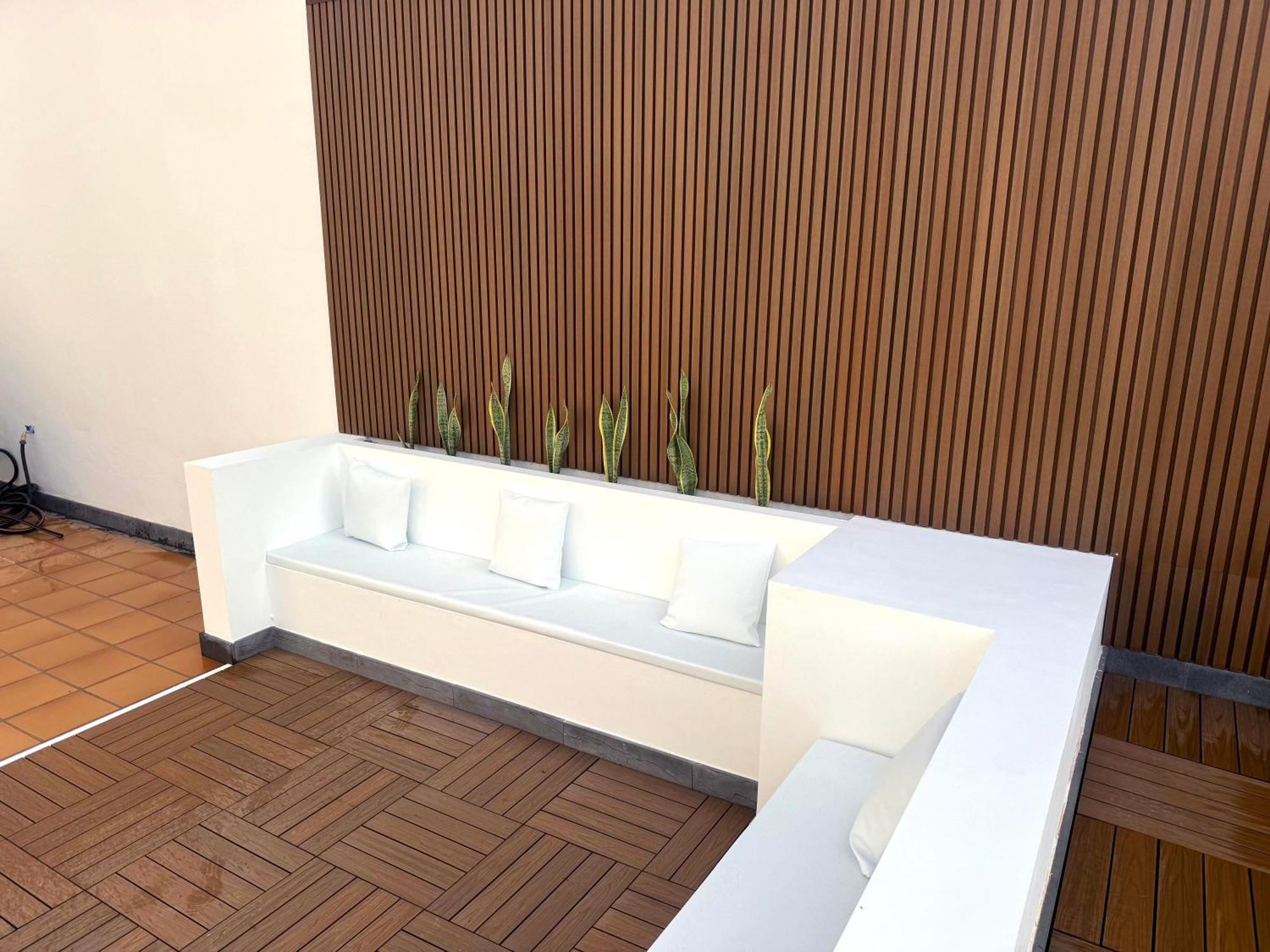 Villa Dedalos - A Luxury Large Villa With A Heated Pool In Puerto Calero Eksteriør billede